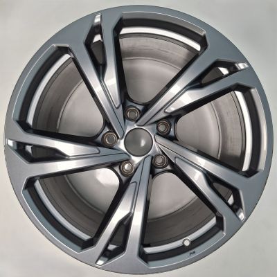 W/B Audi Dark Galvano Silver