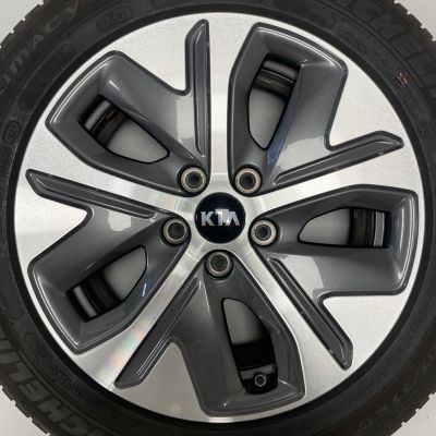 S/B Kia Med Grey Metallic