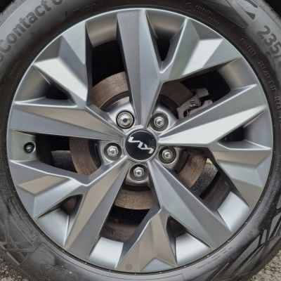 S/B Kia Frozen Graphite
